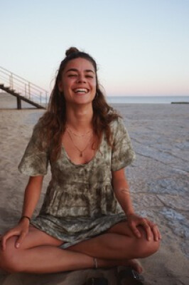 Leonie