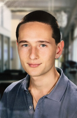 Pierre 